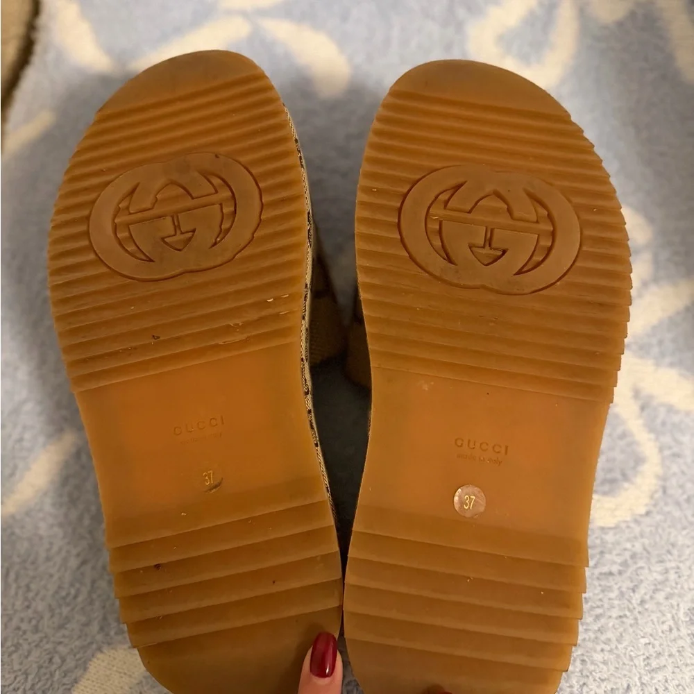 Gucci Angelina Logo Jumbo GG Platform Slides - Picture 3 of 5